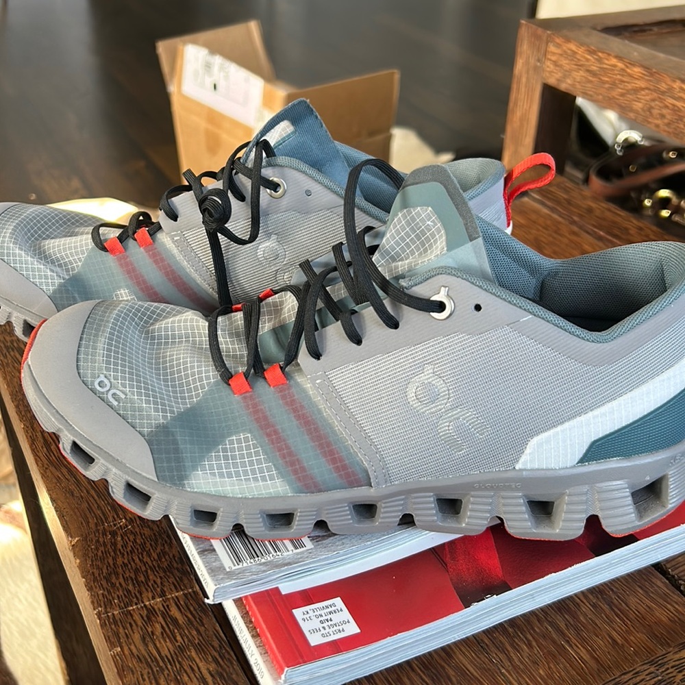 On Cloud Running Tennis Shoes